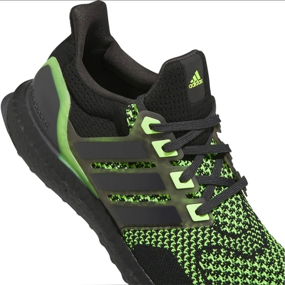 Adidas Men's Black and Green Running Shoes - Picture 3 of 13